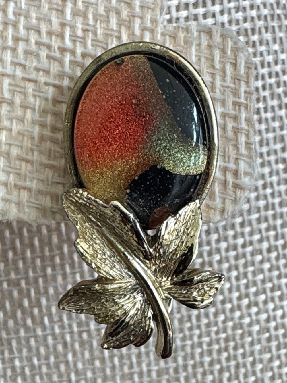 VTG Coro Clip on Earrings Art Glass Maple Leaf Gold Tone Signed - Picture 3 of 8
